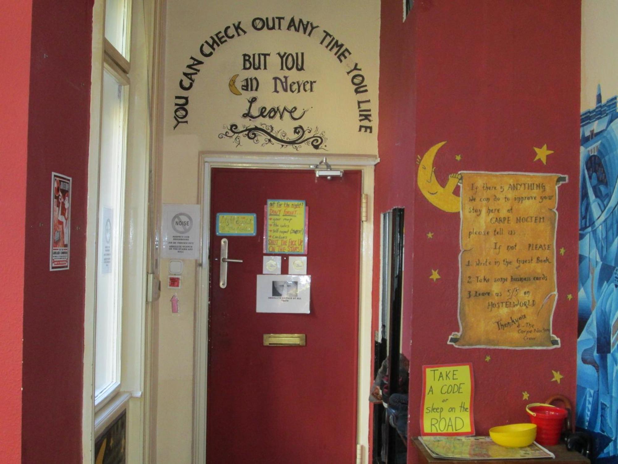 Carpe Noctem Hostel Budapest Kültér fotó